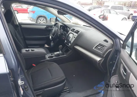 2018 Subaru Outback 2.5I Premium z USA, uszkodzony, nr VIN 4S4BSAFC2J3238342